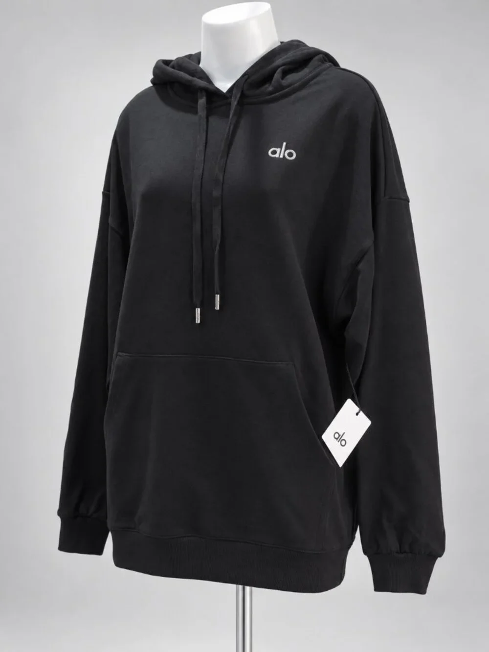 Alo Yoga Accolade Black Hoodie Pullover Sweatshirt Silver Logo